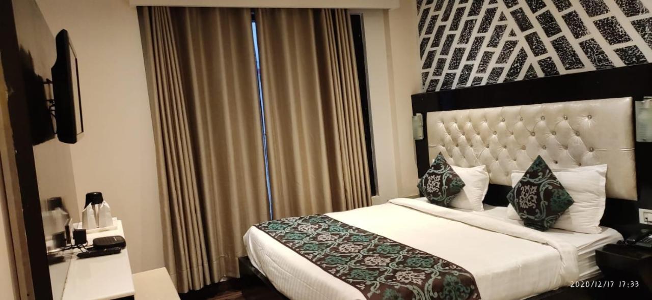 Hotel Black Magic ดารัมซาลา ภายนอก รูปภาพ