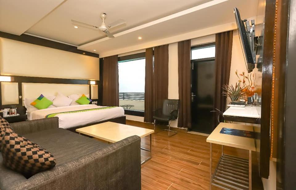 Hotel Black Magic ดารัมซาลา ภายนอก รูปภาพ